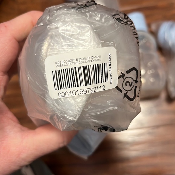 Set of 5 Tupperware Kids Snowman Eco Water Bottle - Picture 3 of 5